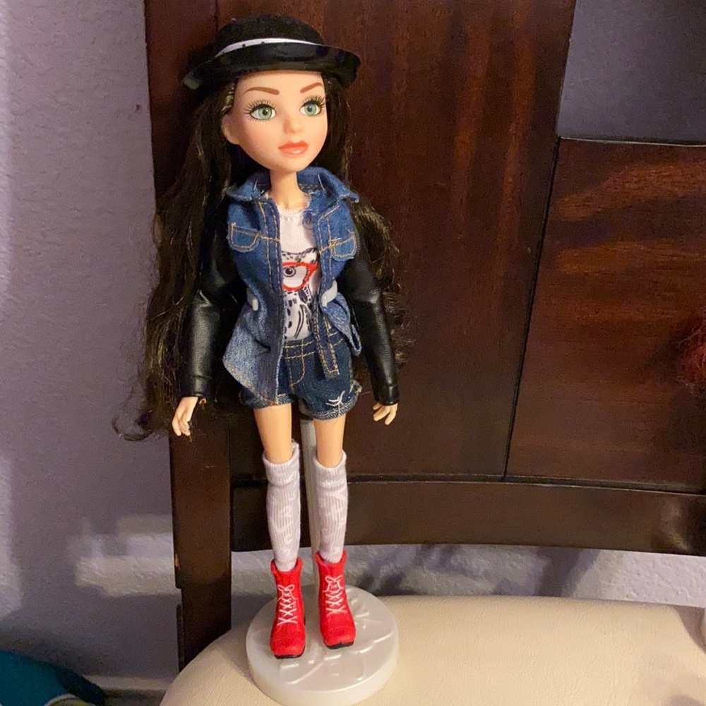 Project Mc2 McKeyla's Lava Light Doll